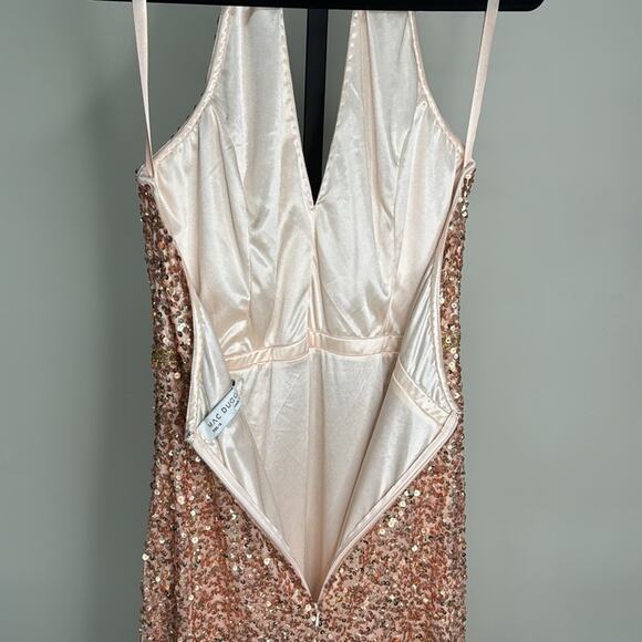 NWOT MAC DUGGAL Apricot Sequin V-Neck Halter Open Back Gown Women’s - Picture 10 of 12